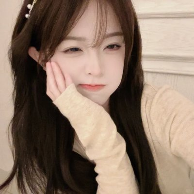 一个叫阿宝的男孩